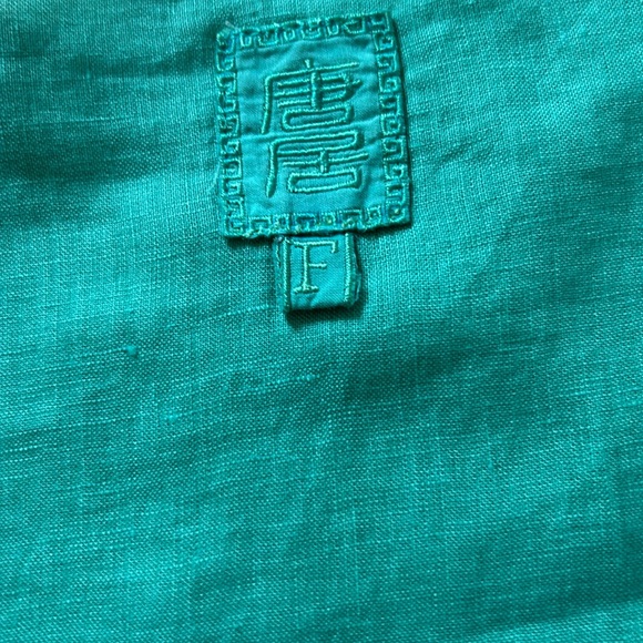 Linen - Picture 12 of 13